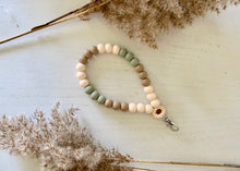 Load image into Gallery viewer, Teardrop Wristlet Keychain