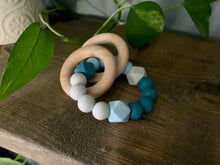 Load image into Gallery viewer, Silicone Teether With Rings