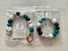 Load image into Gallery viewer, Multi-shaped Soother Clip & Teethers