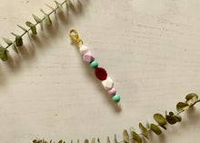 Load image into Gallery viewer, Silicone Leaf Keychain