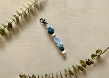 Load image into Gallery viewer, Silicone Leaf Keychain