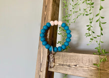 Load image into Gallery viewer, Wristlet Keychain