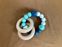 Load image into Gallery viewer, Silicone Teether With Rings
