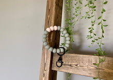 Load image into Gallery viewer, Wristlet Keychain
