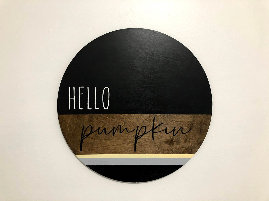 Round Hello Pumpkin Sign